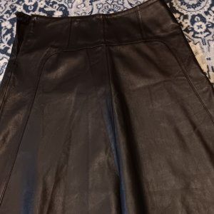 "Siena Studio" 100% Leather Skirt